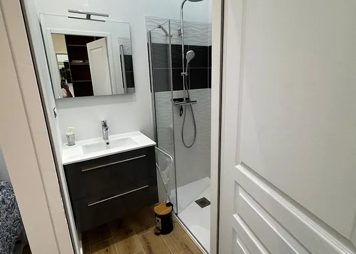 Maison Pilotis 12 Pers 50m Les Moutiers